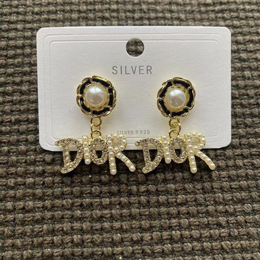 Dior Exclusive pearl Earrings